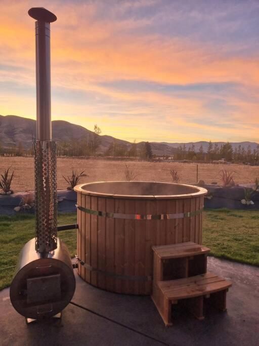 Relax In Rural Wanaka Villa Queensberry Екстериор снимка